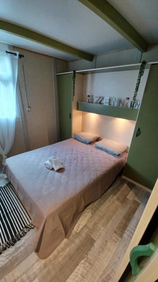 Le petit chalet de Charlène San-Gavino-di-Carbini Extérieur photo